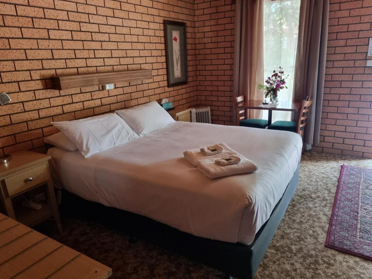 La Cochon Rose Motel Saint Arnaud Εξωτερικό φωτογραφία