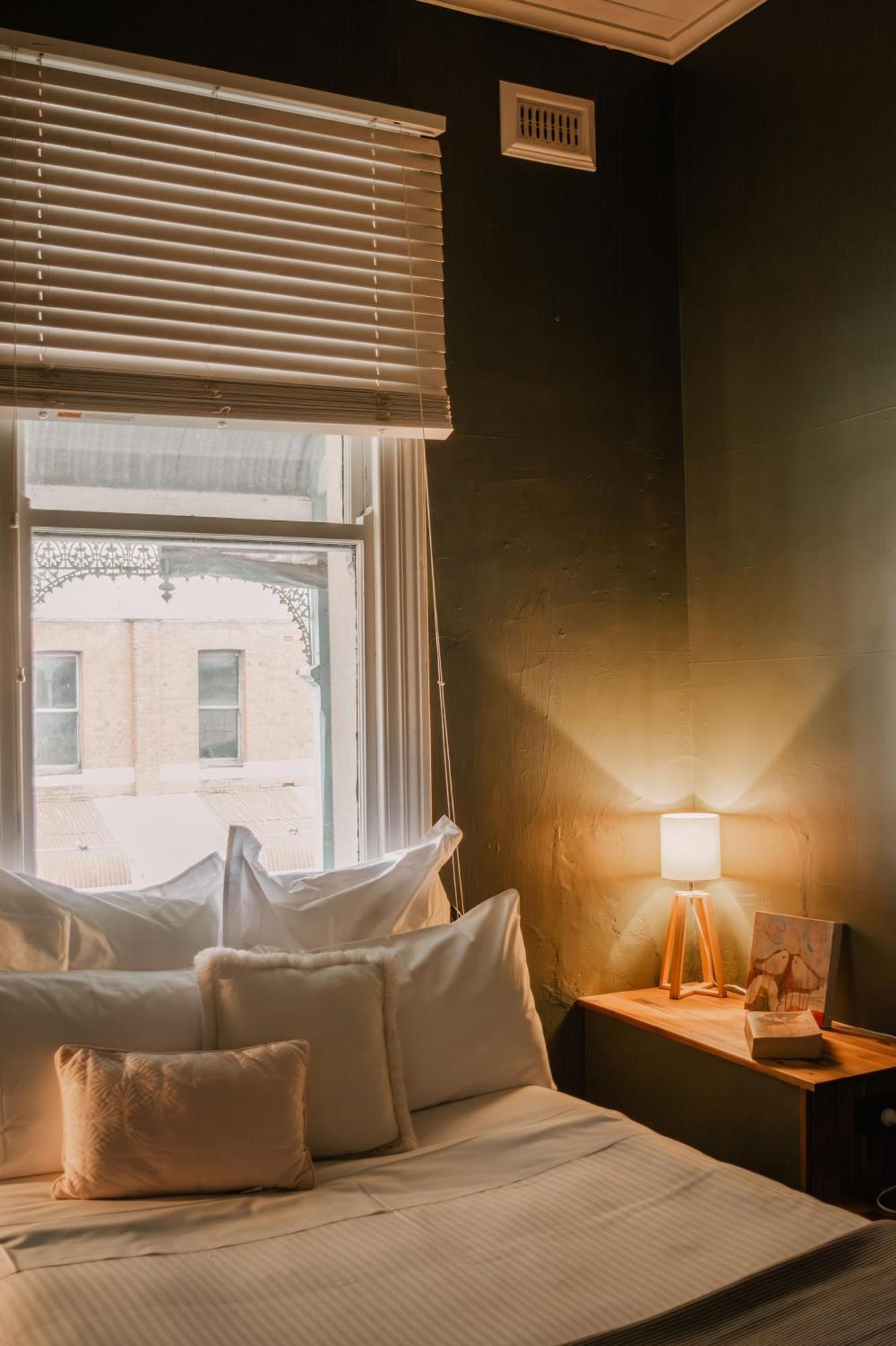 La Cochon Rose Motel Saint Arnaud Εξωτερικό φωτογραφία