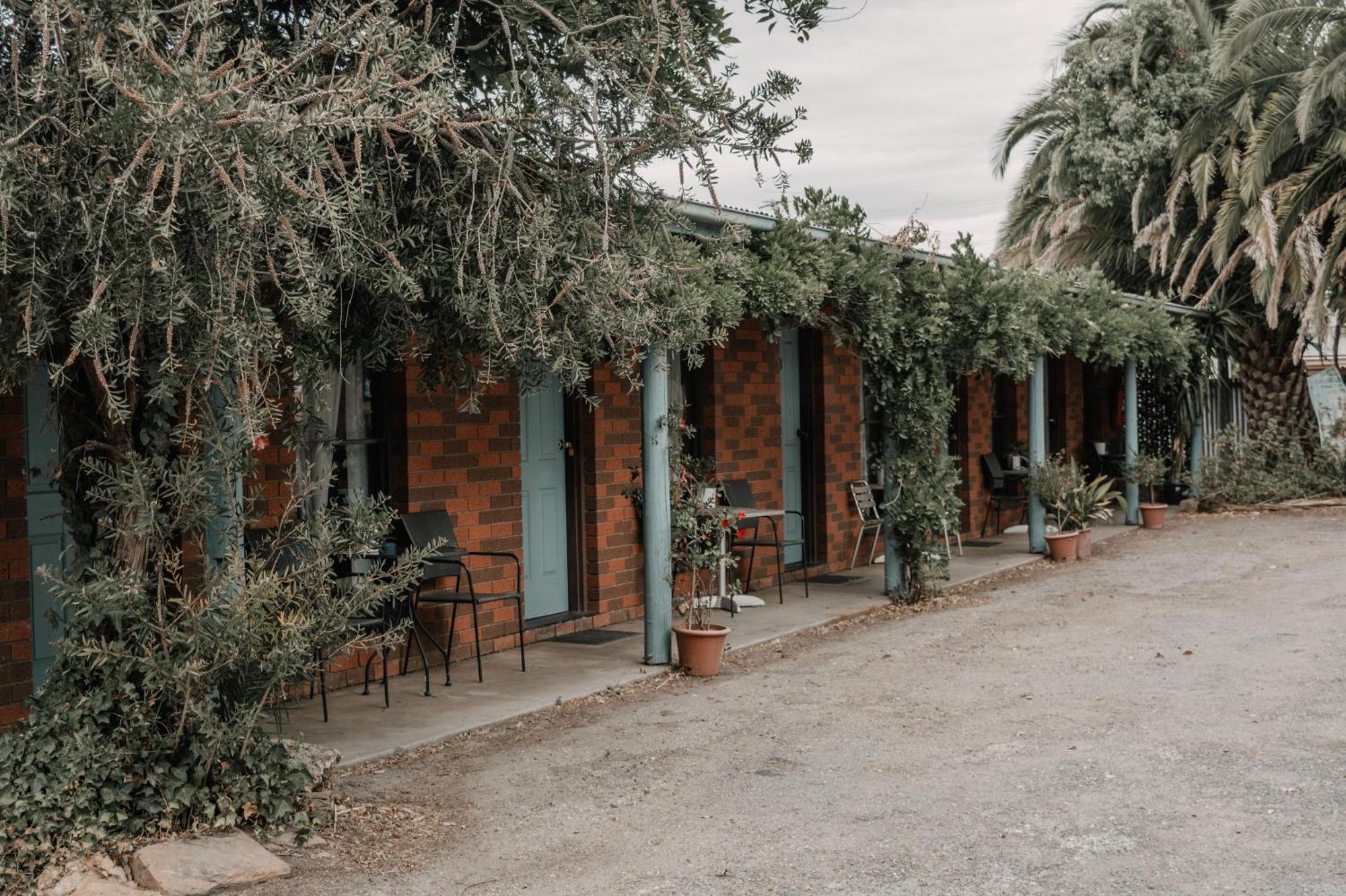 La Cochon Rose Motel Saint Arnaud Εξωτερικό φωτογραφία